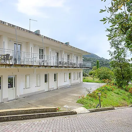 Lovely In Apartment Ricadi