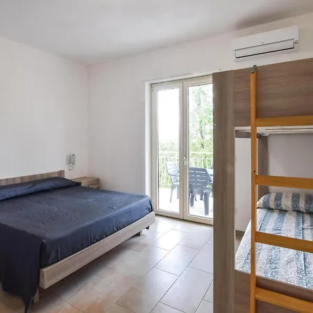 Apartman Lovely In *